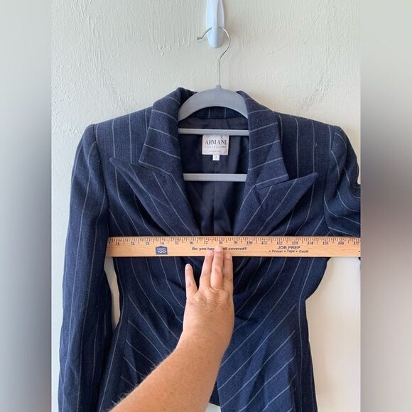 Armani Collezioni Blue pinstriped peplum jacket size 2 - Picture 9 of 11